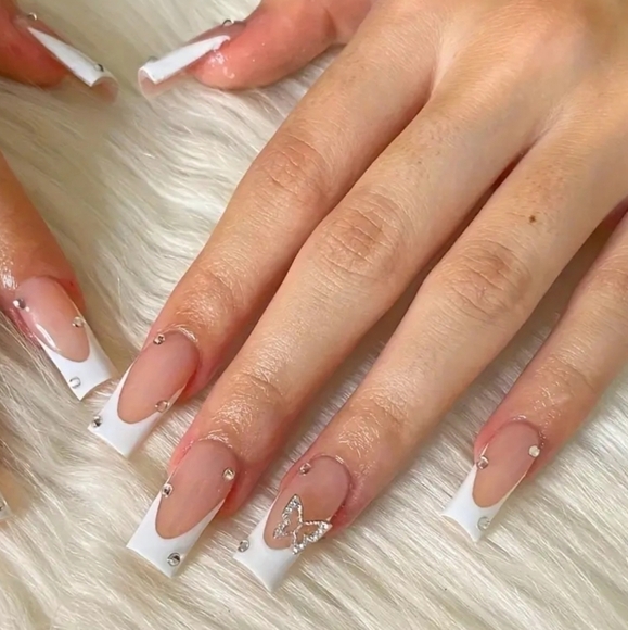 24 Pieces Fake Press On Nails - Picture 1 of 7